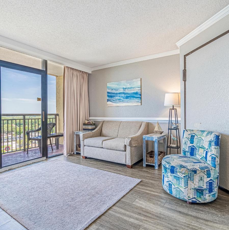 マートルビーチ Soothing Oceanview Getaway -- Free Wi-Fi & Free Parking, New Listingアパートホテル エクステリア 写真